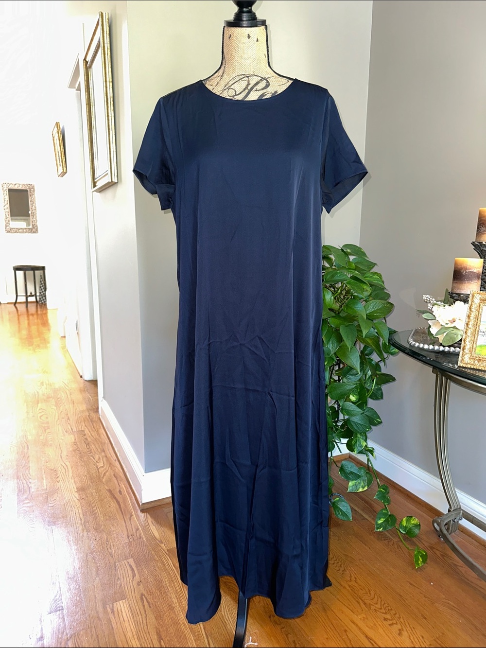 Quince washable stretch silk voluminous Maxi dress Navy with pockets size M NWT